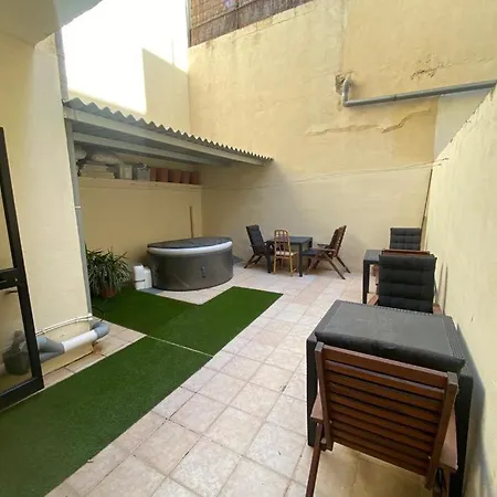Three Bedroom With Jacuzzi